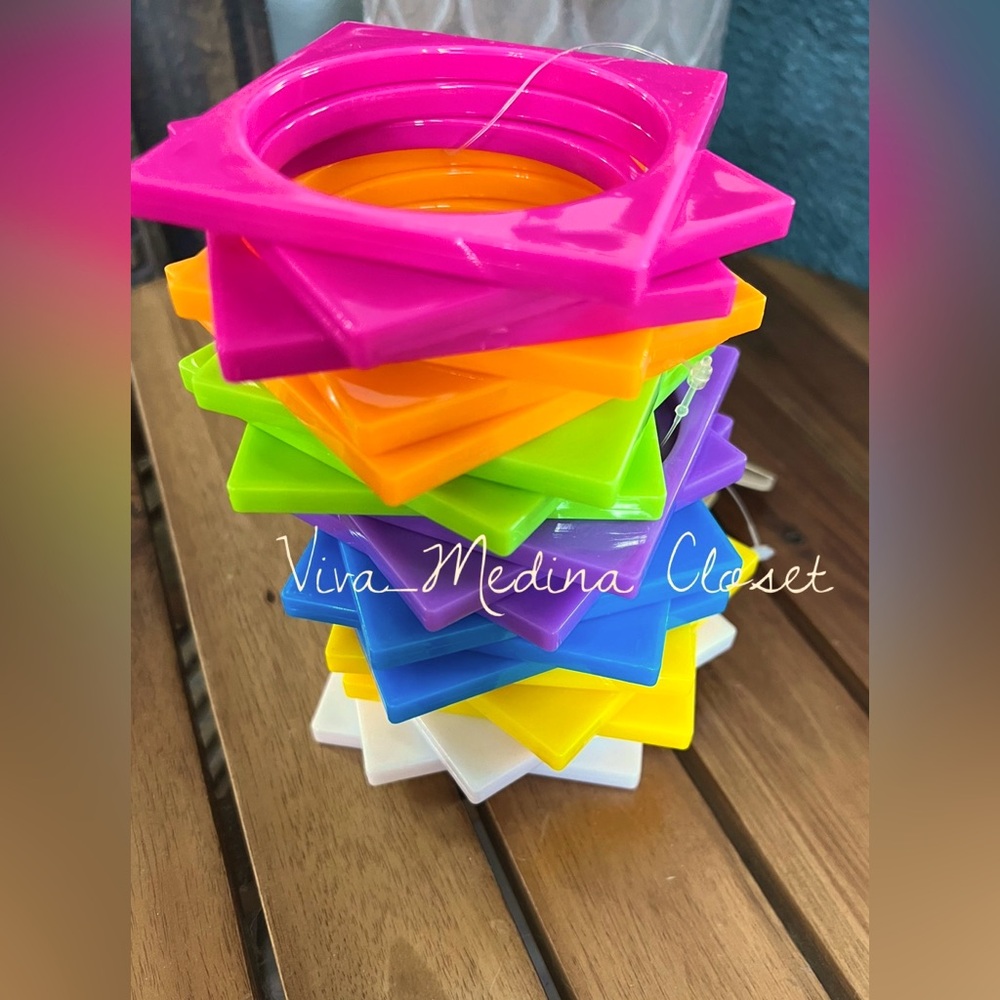🤍💙💚Squared Plastic Bangles 3 pieces package Blue, Green or White